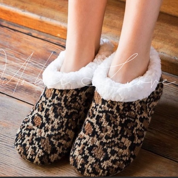Animal Print Slippers - Picture 2 of 6